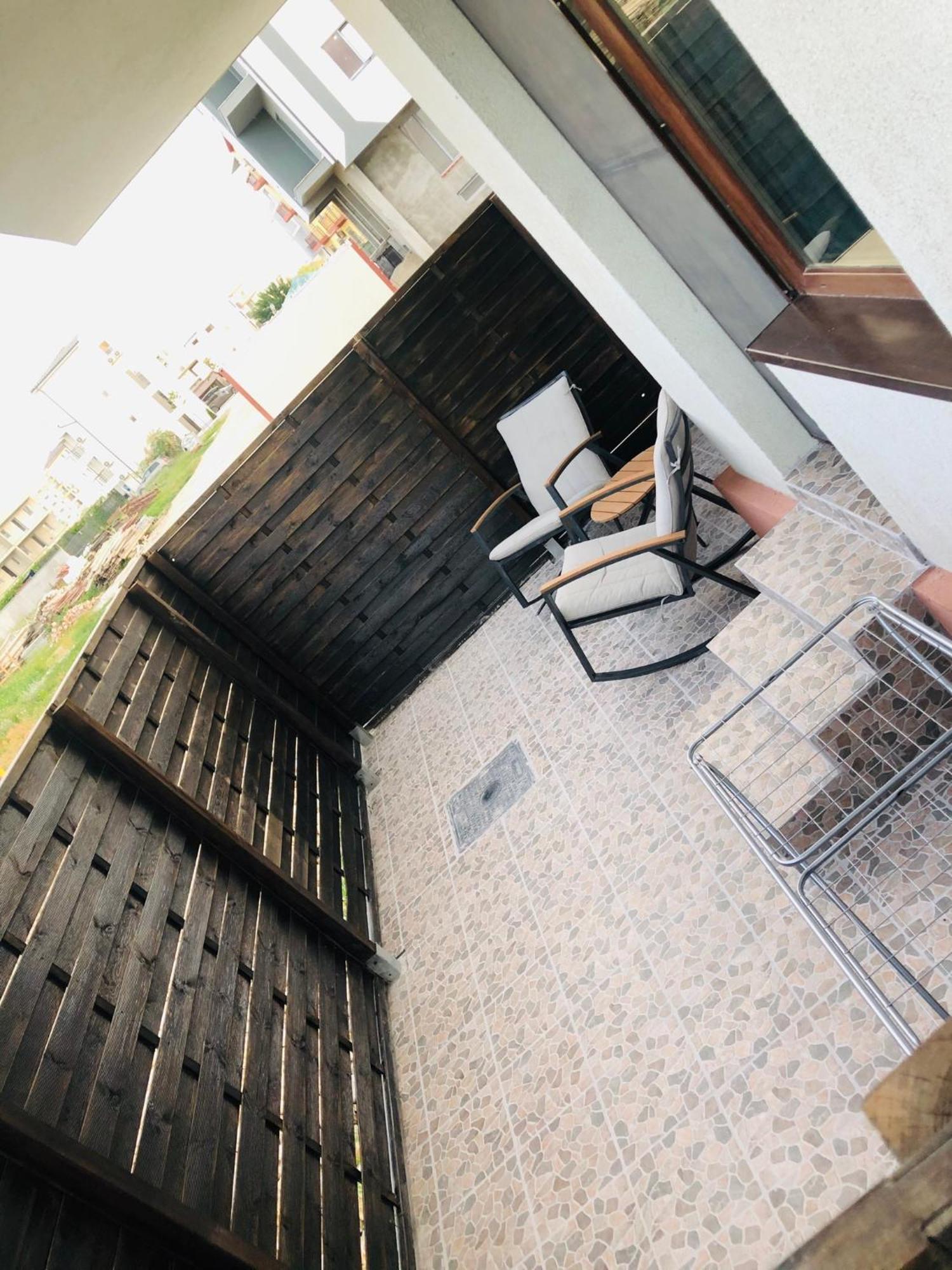 Beachside Studio Mamaia Nord Apartman Năvodari Kültér fotó